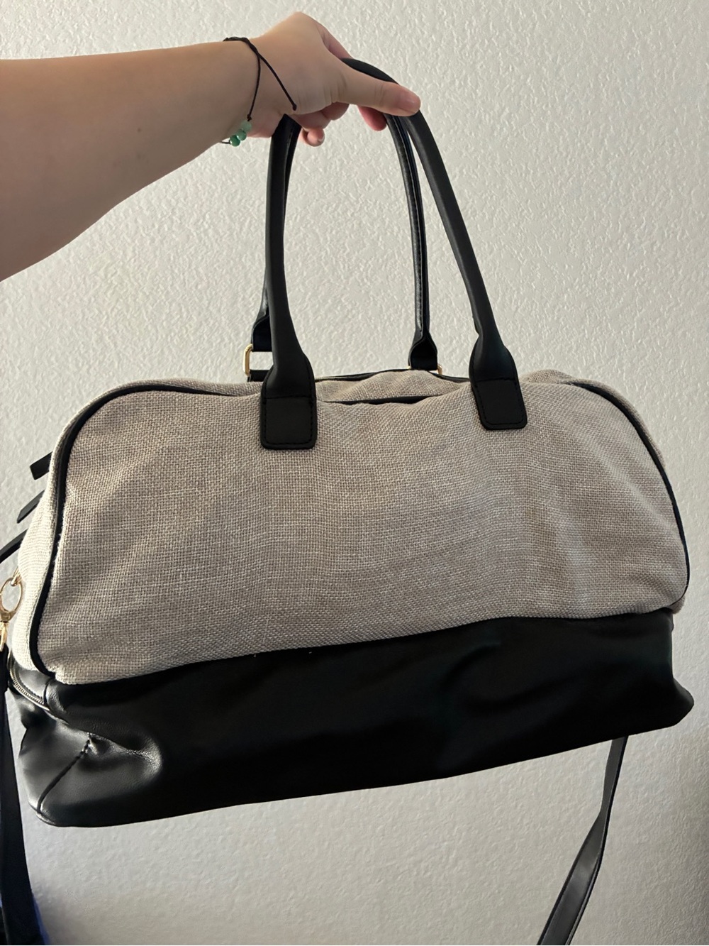 JustFab Weekender Duffel Bag Beige Black Shoe Compartment Travel Carry On